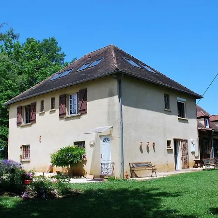 La Maison D'ici Et D'ailleurs - Les Gites * Mauzens-et-Miremont